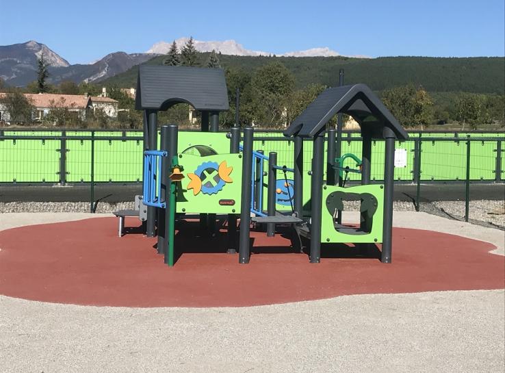 photo aménagement aire de jeux