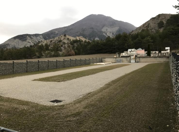 photo clôture pour un cimetière