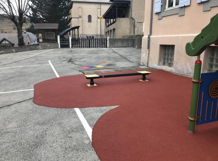 aires de jeux pour enfants des écoles