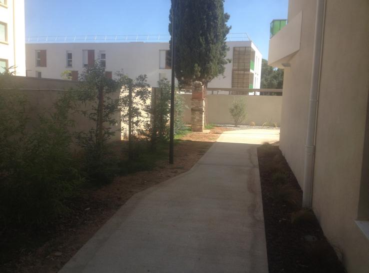 photo aménagement autour d'une résidence