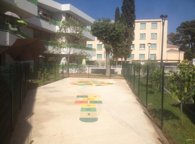 photo aménagement autour d'une résidence