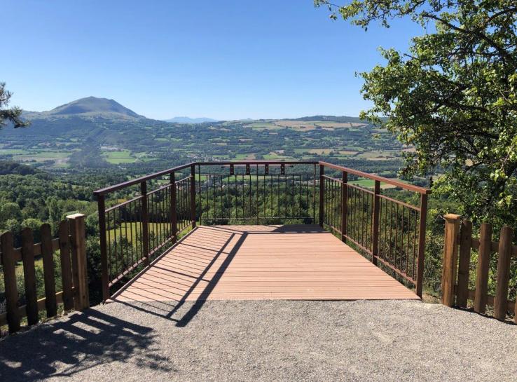 photo aménagement clôture du site de la fontaine