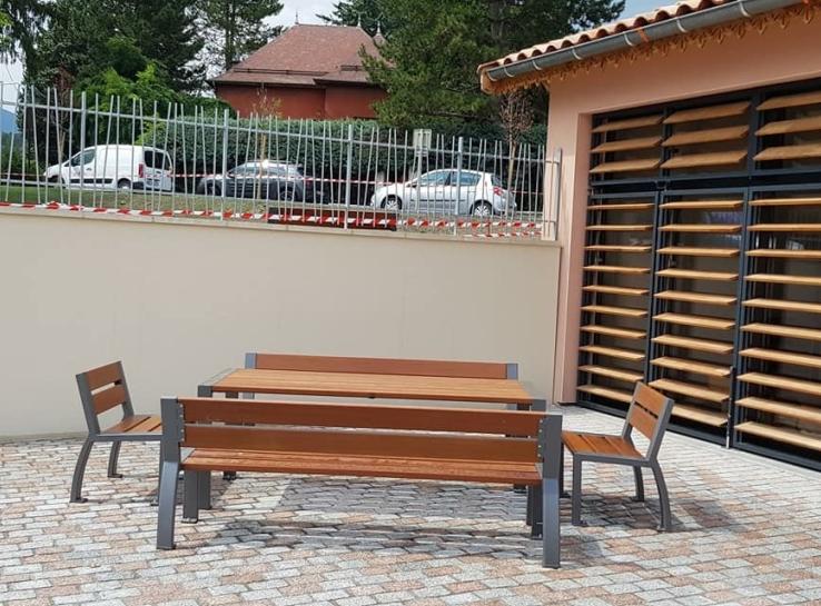 photo aménagement autour de la médiathèque de Tallard