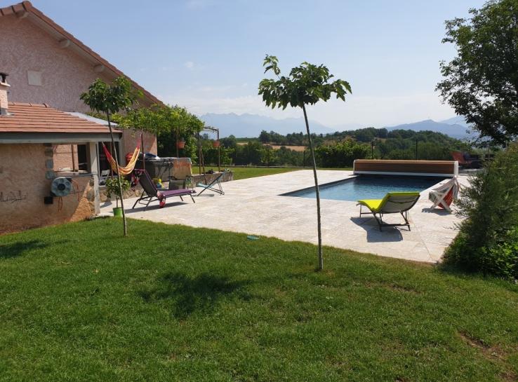 photo aménagement autour d'une piscine