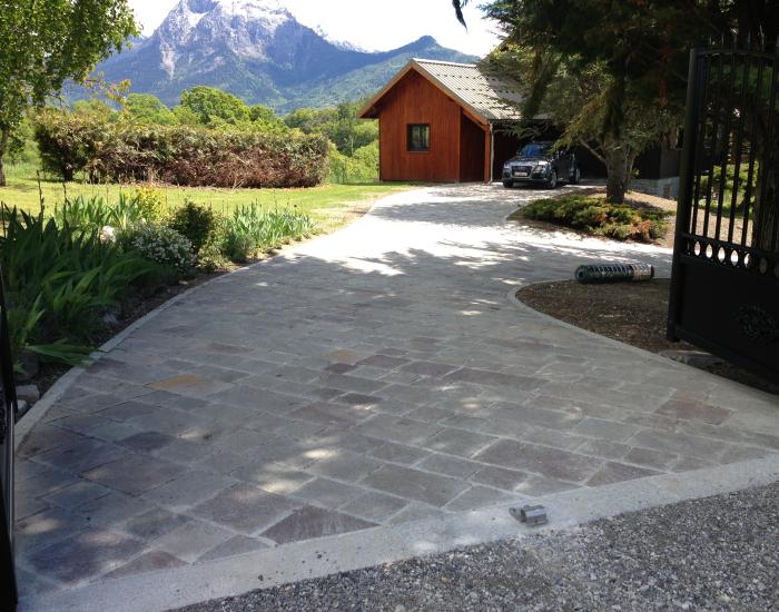 Aménagement d'une cour intérieure d'une villa