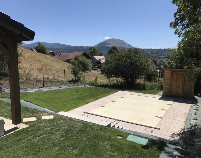 photo aménagement autour d'une piscine